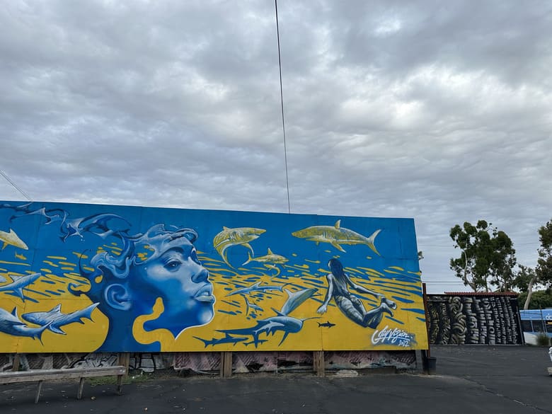 Blue Lot mural tribute to Ukraine