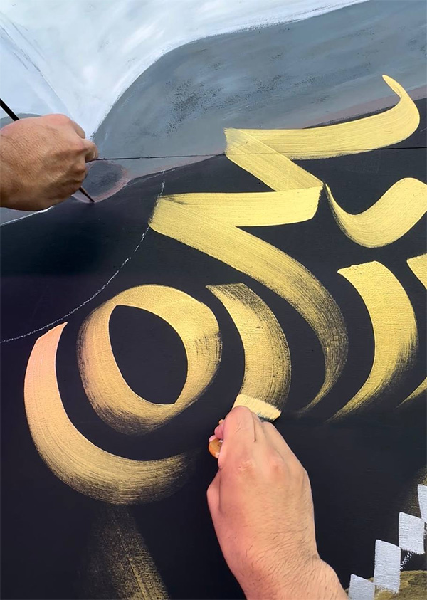 Close up live mural collaboration