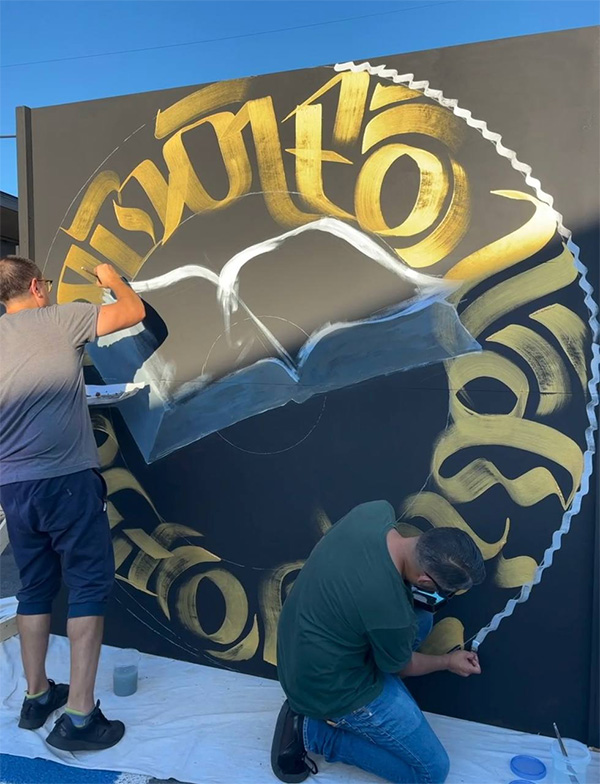 Live art collab Zak Perez and Chris in the LA Art District